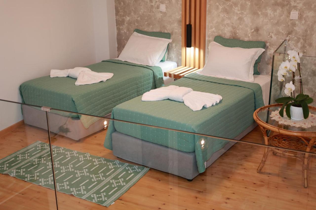 Cane'S Family Guest House بلوماريوس المظهر الخارجي الصورة